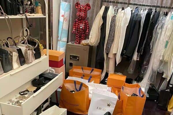 呼和浩特回收一线品牌衣服